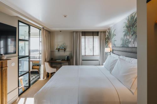 boutique hotels in Costa Azul