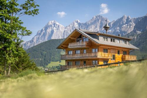boutique hotels in Dachstein