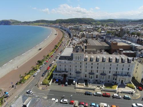 boutique hotels in Clwyd
