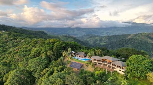 boutique hotels in Dominical