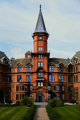 boutique hotels in Mourne Mountains