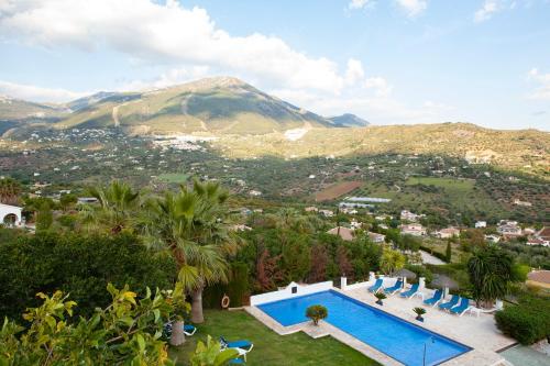 boutique hotels in Axarquía