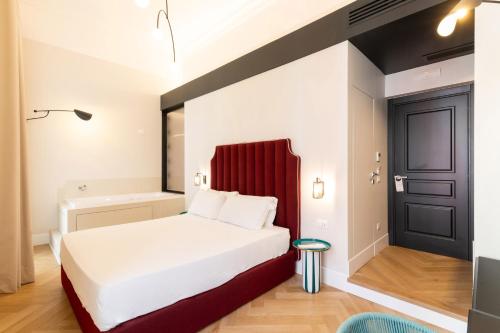 boutique hotels in Naples