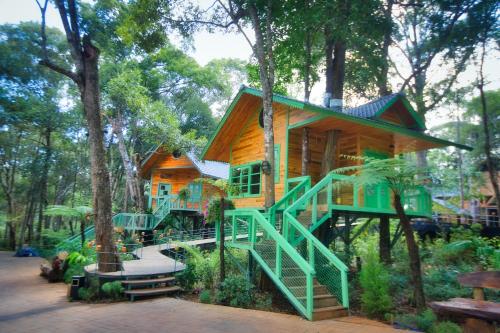boutique hotels in Kon Tum