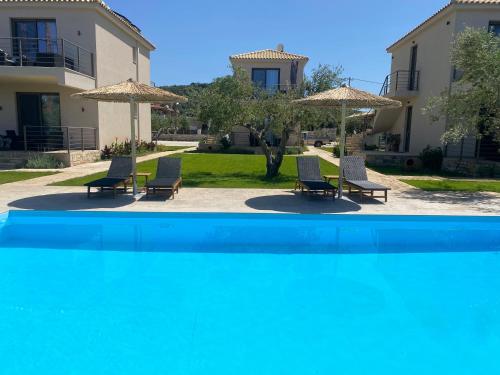 boutique hotels in Finikounta