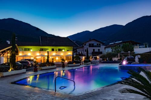 boutique hotels in Lana