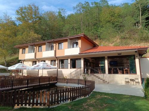 boutique hotels in Smolyan