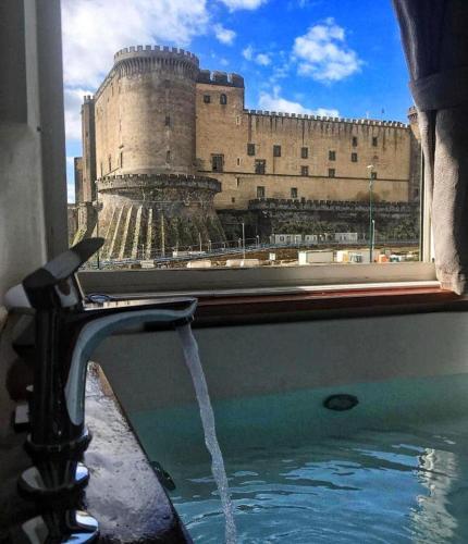 boutique hotels in Naples