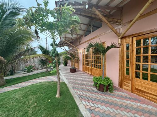 boutique hotels in Canoa