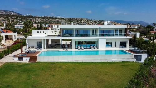 boutique hotels in Coral Bay