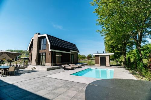 boutique hotels in Heerhugowaard