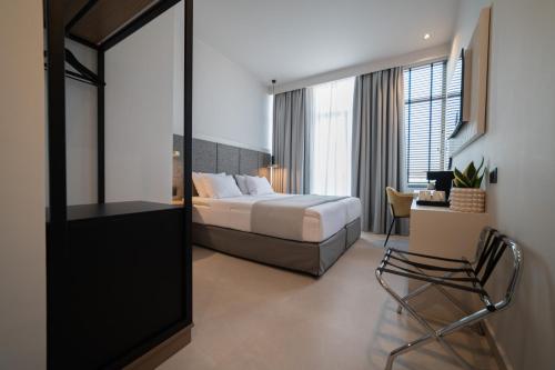 boutique hotels in Argos