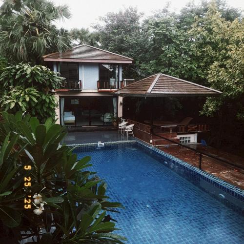 boutique hotels in Saraburi