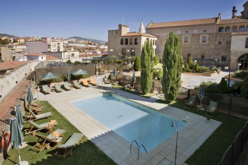 boutique hotels in Caceres Province