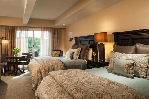 boutique hotels in Camden Snow Bowl