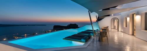 boutique hotels in Santorini