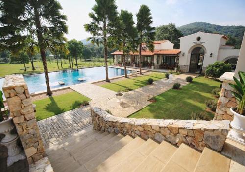 boutique hotels in Saraburi