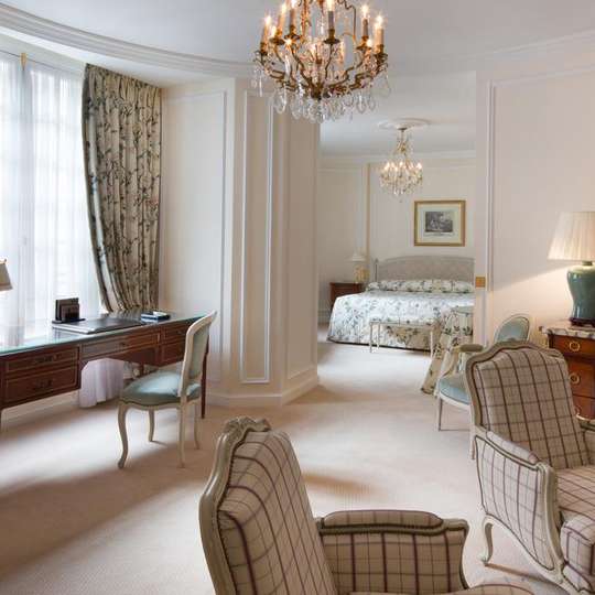 boutique hotels in 8Th Arrondissement