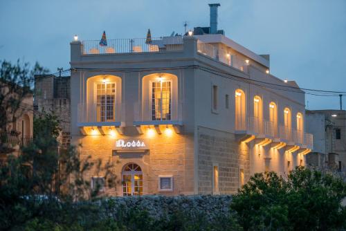 boutique hotels in Xagħra
