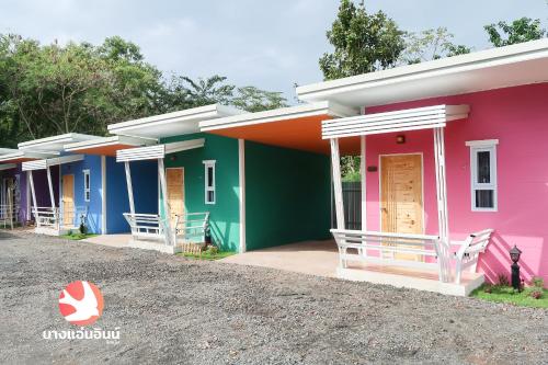 boutique hotels in Suratthani
