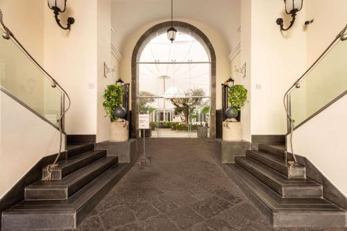 boutique hotels in Naples