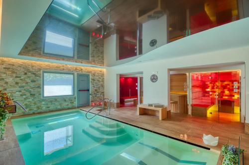 boutique hotels in Urbania
