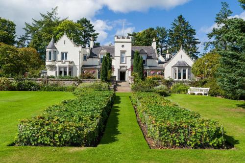 boutique hotels in Grampian