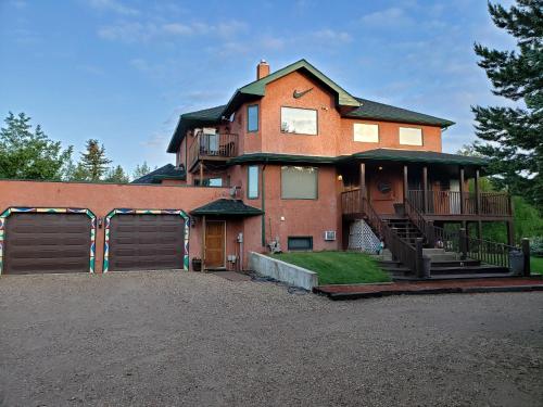 boutique hotels in Canada West Supply