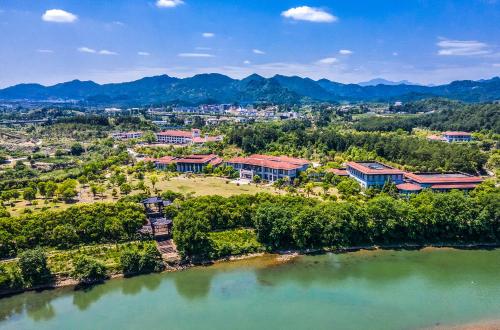 boutique hotels in Wuyishan