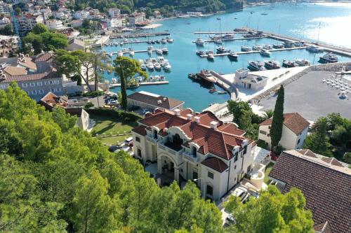 boutique hotels in Herceg-Novi