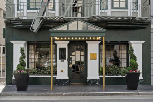 boutique hotels in Alamo Square