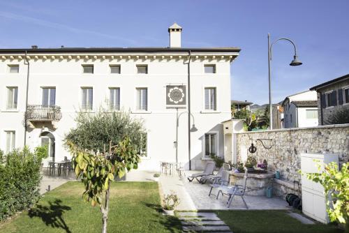 boutique hotels in Mezzane Di Sotto
