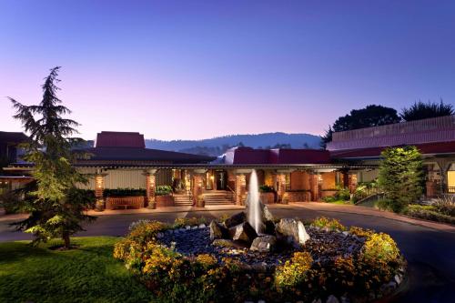 boutique hotels in Monterey Peninsula