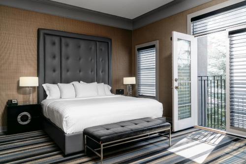 boutique hotels in Canada West Supply