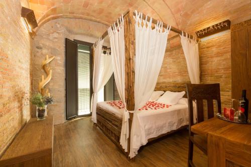 boutique hotels in Madremanya