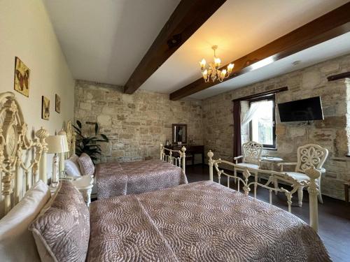 boutique hotels in Foca