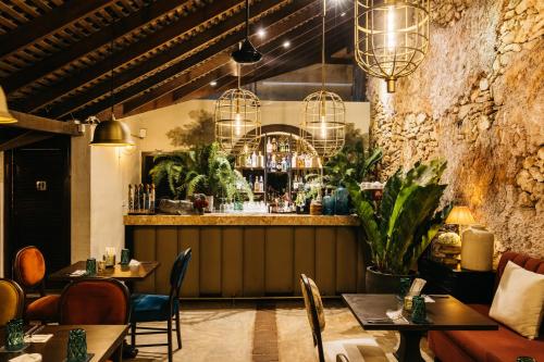 boutique hotels in Unawatuna