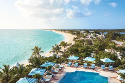 boutique hotels in Maho Reef