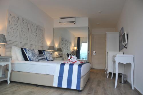 boutique hotels in Torba