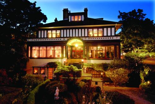 boutique hotels in Inside Passage