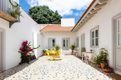 boutique hotels in Castelo