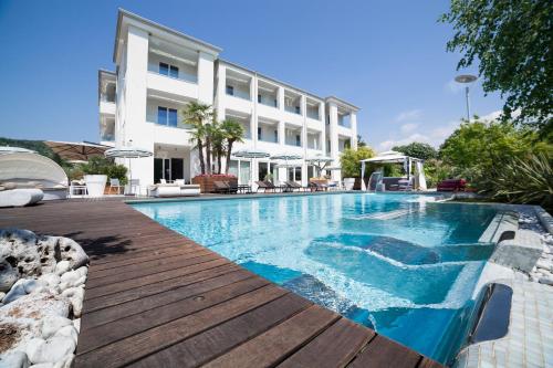 boutique hotels in Torri Del Benaco