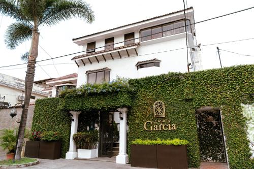 boutique hotels in Puerto Cayo