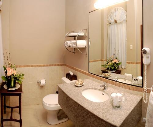 boutique hotels in Puerto Cayo