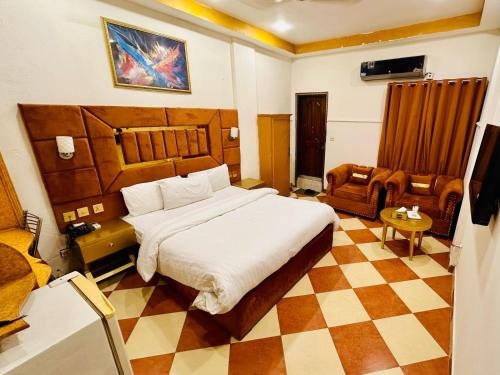 boutique hotels in Multan