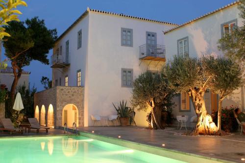 boutique hotels in Hydra