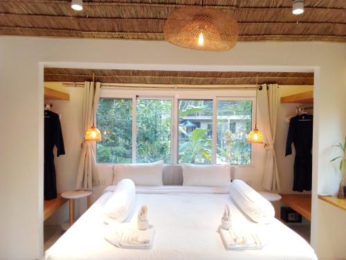 boutique hotels in Thongsala