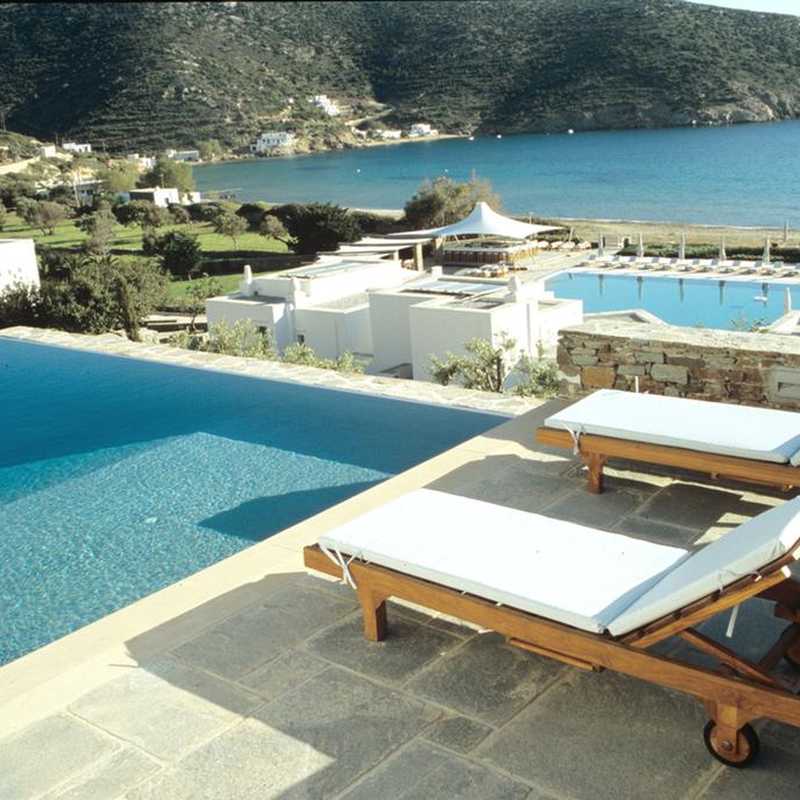 boutique hotels in Milos