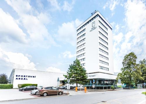 boutique hotels in Mcely