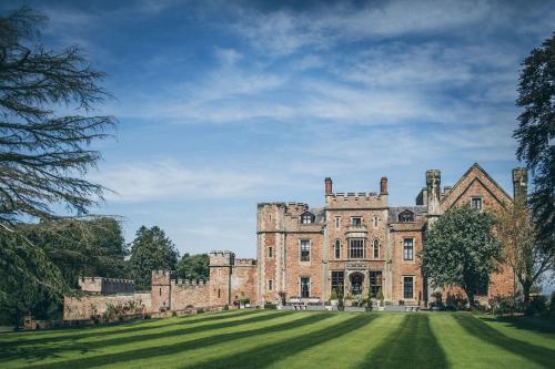 boutique hotels in Powys